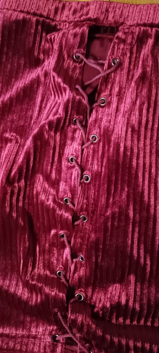 Falda SHEIN color burdeos con cordones