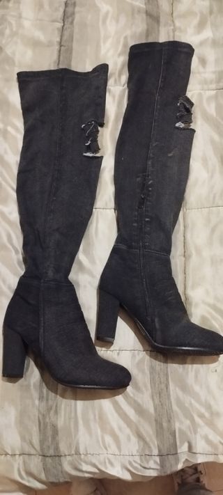 Botas altas estilo vaquero negras