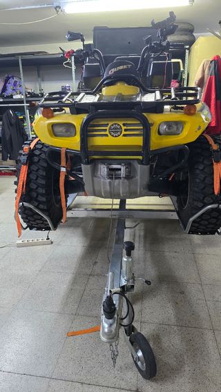 Quad ATV Bombardier 650 XT