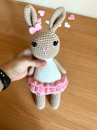 Coniglietto amigurumi ballerina rosa