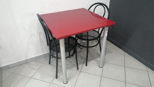 Lote Hostelería: Mesas,menaje,platos,bandejas...