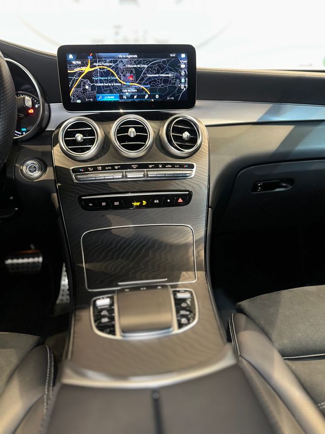 Mercedes-Benz GLC SUV (253) 2021