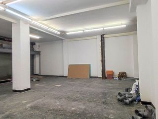 Local comercial en venta en Sant Antoni en Barcelona