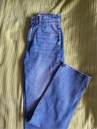 Pantalón vaquero ancho color azul 