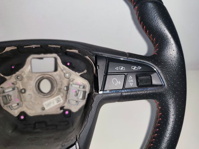 Volante Seat León FR MK3