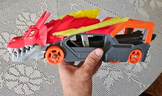 Hot Wheels City Dragon Launch Transporter GTK42