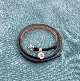 Pulsera Guess Piel Negra y Plata con Circonita