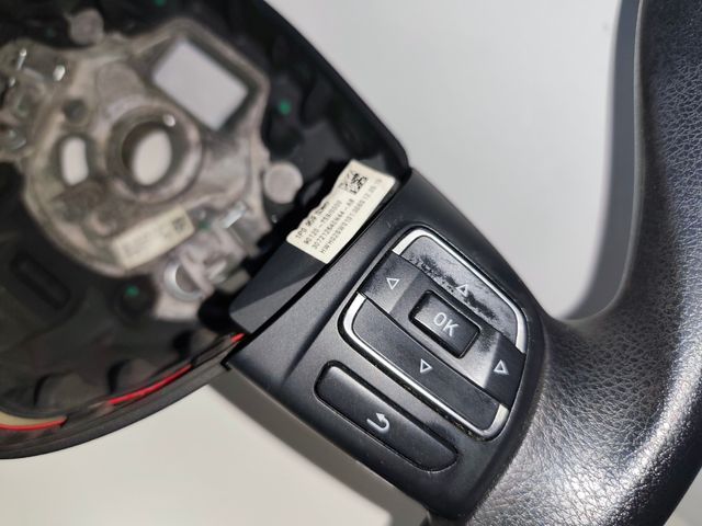 Volante Original Golf MK6 con botoneras