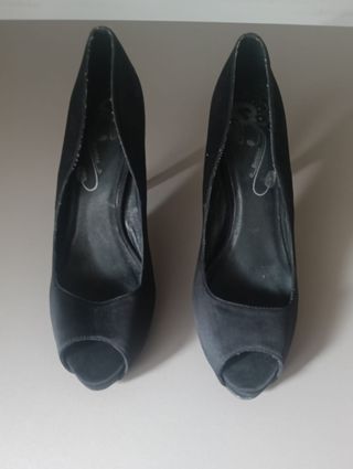 Zapatos de tacón negros talla 41