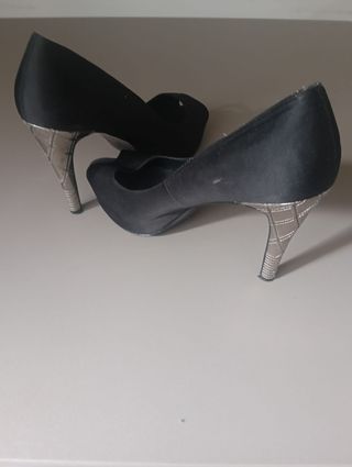 Zapatos de tacón negros talla 41