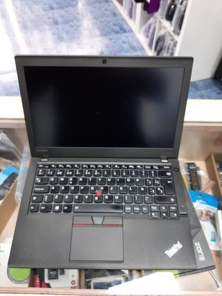 Portátil Lenovo Thinkpad X260 i5 8GB RAM 240GB SSD