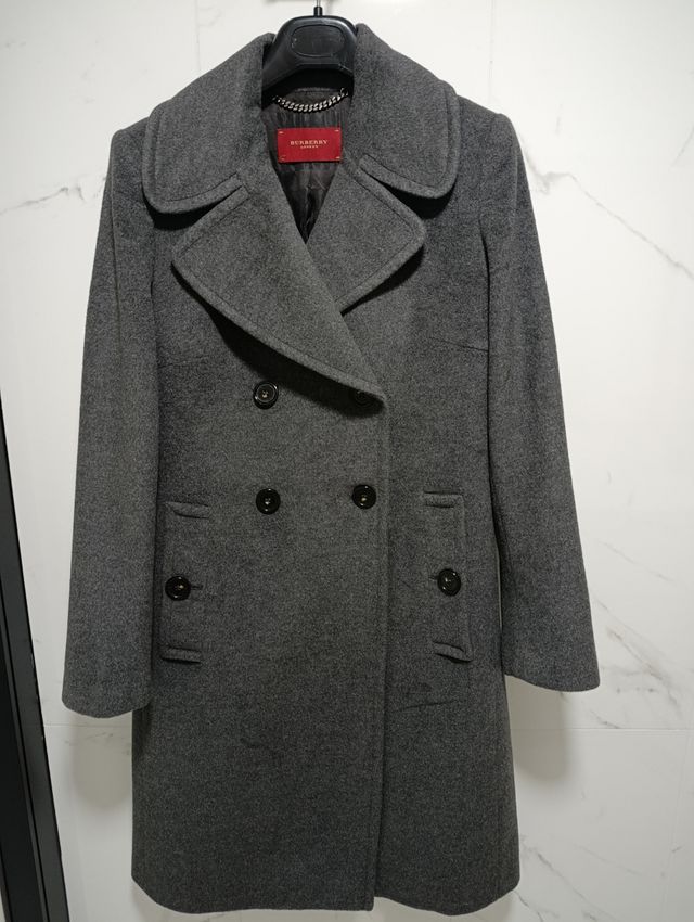 Abrigo Burberry Gris