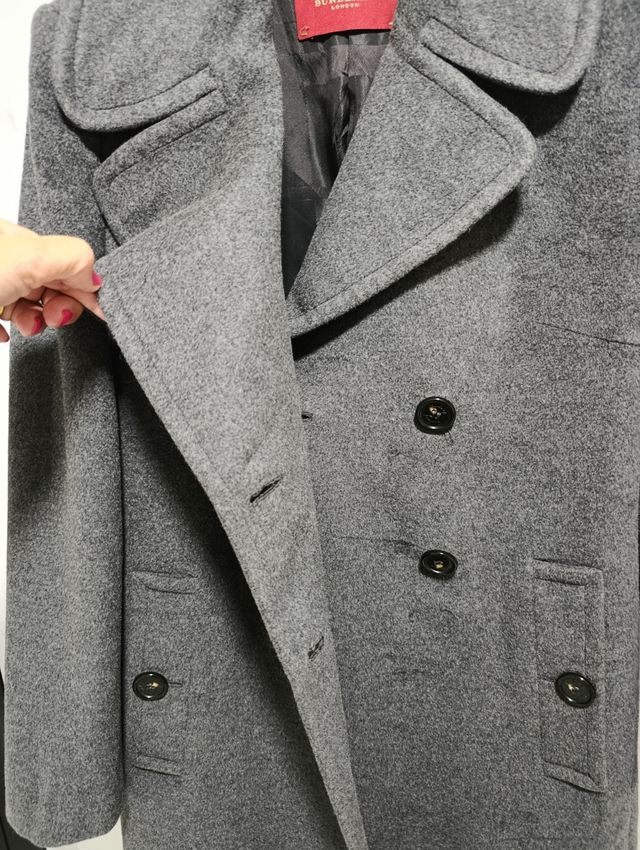 Abrigo Burberry Gris