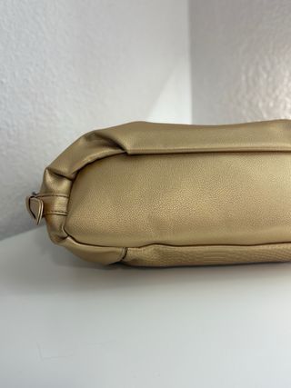 Bolso de mano vintage dorado