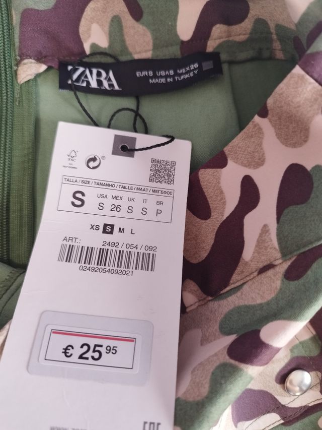 Mini falda Zara T. S. Nueva con etiqueta.