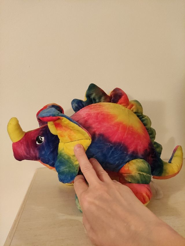 Peluche colorato dinosauro