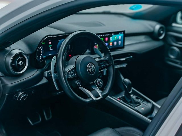Alfa Romeo Tonale 1.3 Plug-in Hybrid Veloce AWD 280CV 