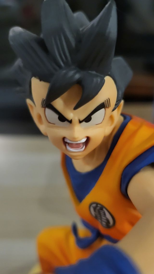 Figura coleccionable Goku Nube Kinton
