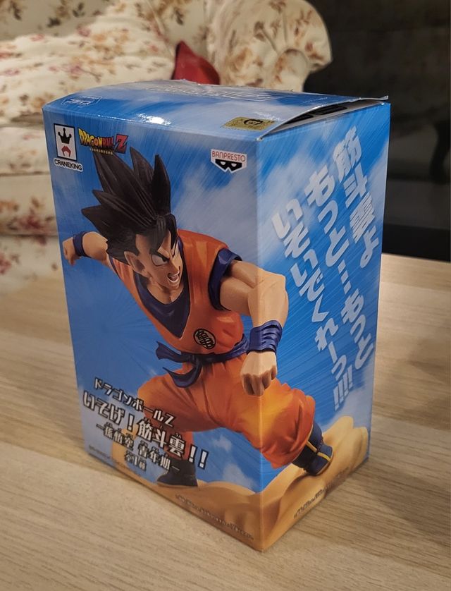 Figura coleccionable Goku Nube Kinton
