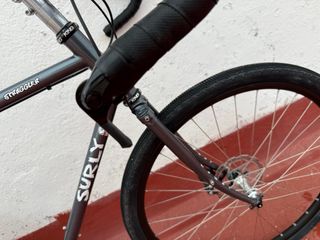 Bicicleta Surly Straggler 58/56 gravel bikepacking