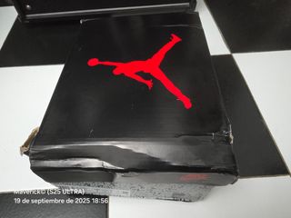 Nike Air Jordan 5 Retro OG Black Red Metallic T40