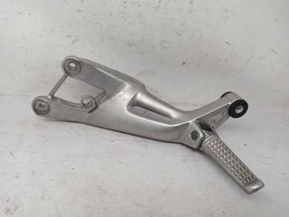 Estribera Trasera Izquierda Con Soporte Honda Cbr