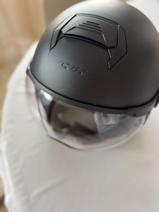 Casco de moto CGM