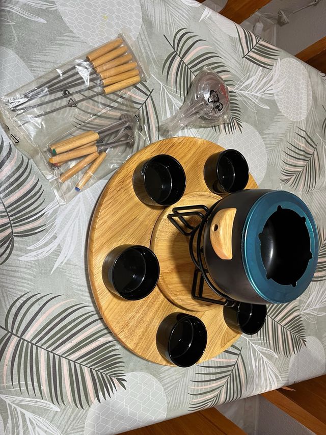 Set de Fondue (NUEVA), con Accesorios