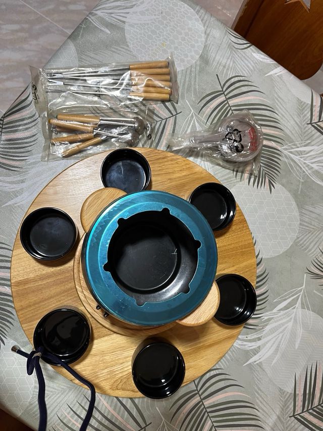 Set de Fondue (NUEVA), con Accesorios