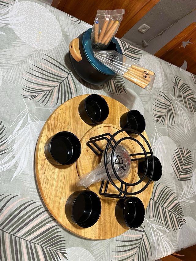 Set de Fondue (NUEVA), con Accesorios