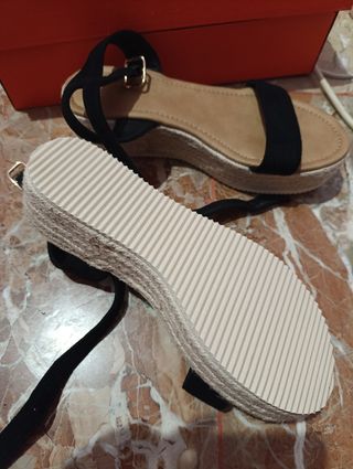 Sandalias de esparto con plataforma