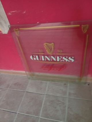 Ventana Cristal Guinness Official