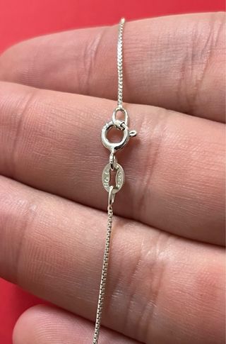 Encantador Collar Virgen Milagrosa Medalla Plata