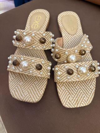 Sandalias Exé Beige y Doradas