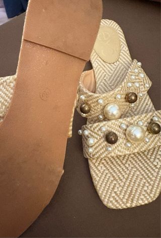 Sandalias Exé Beige y Doradas