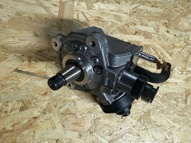 Bomba Alta Presión Bosch VW Caddy III