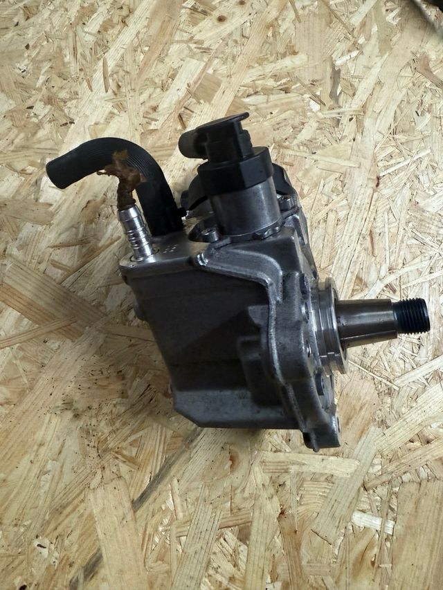 Bomba Alta Presión Bosch VW Caddy III