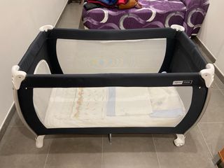 Cuna de viaje plegable marca inglesina