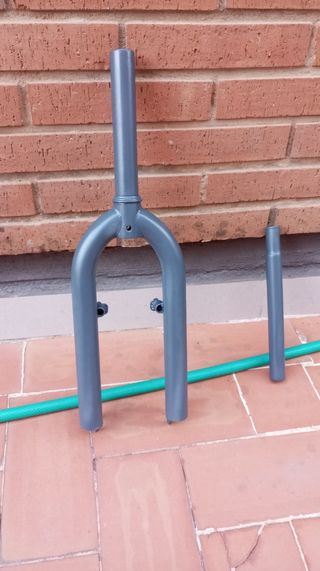 BMX: Horquilla, tija, ruedas,cazoletas... 20".