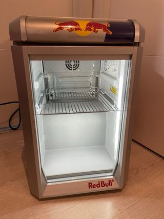Mini frigo Red Bull in edizione limitata