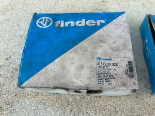 Relés de potencia Finder 40 de 1 polo, SPDT, bobin