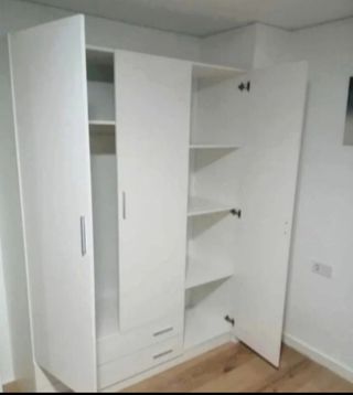 Armario Blanco de Madera