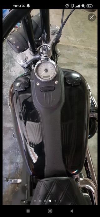 Harley Davidson Dyna Street Bob 2011