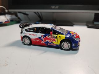 Citroën C4 WRC Rally 1:32 Loeb