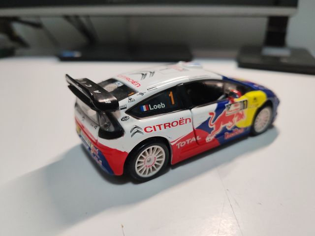 Citroën C4 WRC Rally 1:32 Loeb