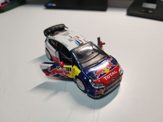 Citroën C4 WRC Rally 1:32 Loeb
