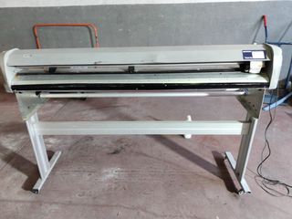 Plotter de corte Mutch 160cm con lector óptico