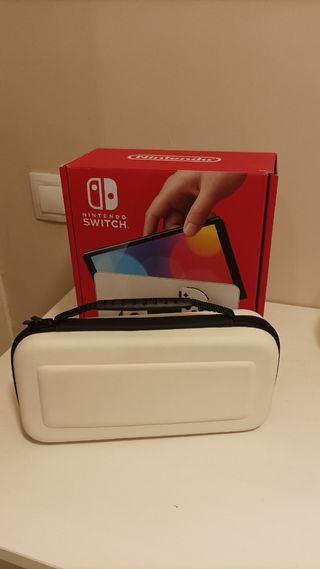 Funda protectora Nintendo switch oled blanca nueva