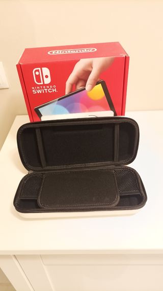 Funda protectora Nintendo switch oled blanca nueva