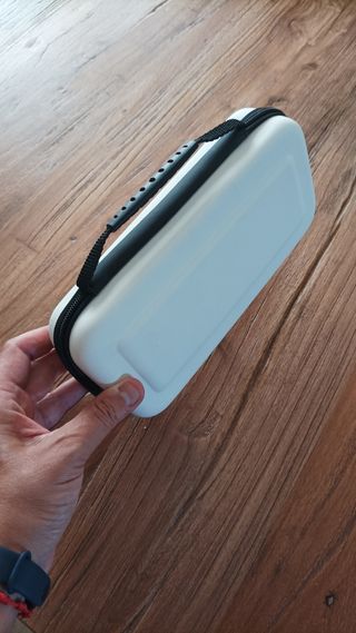 Funda protectora Nintendo switch oled blanca nueva